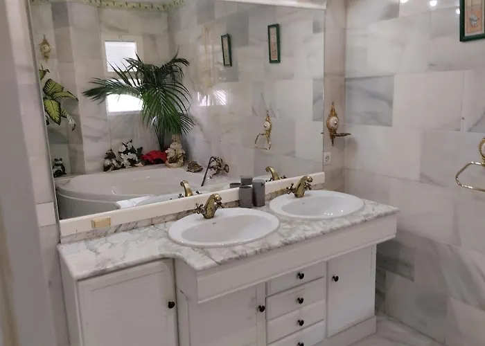 Casa Con Terraza Privada Nerja