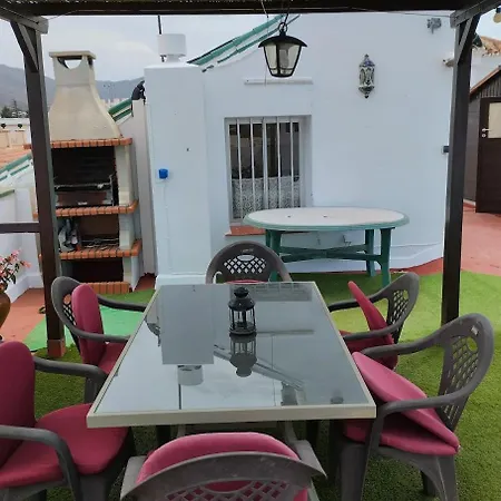 Сasa de vacaciones Casa Con Terraza Privada Nerja