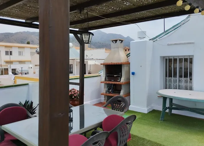 Casa Con Terraza Privada * Nerja