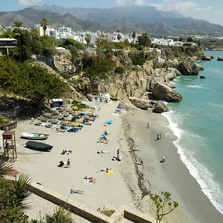 Casa Con Terraza Privada * Nerja